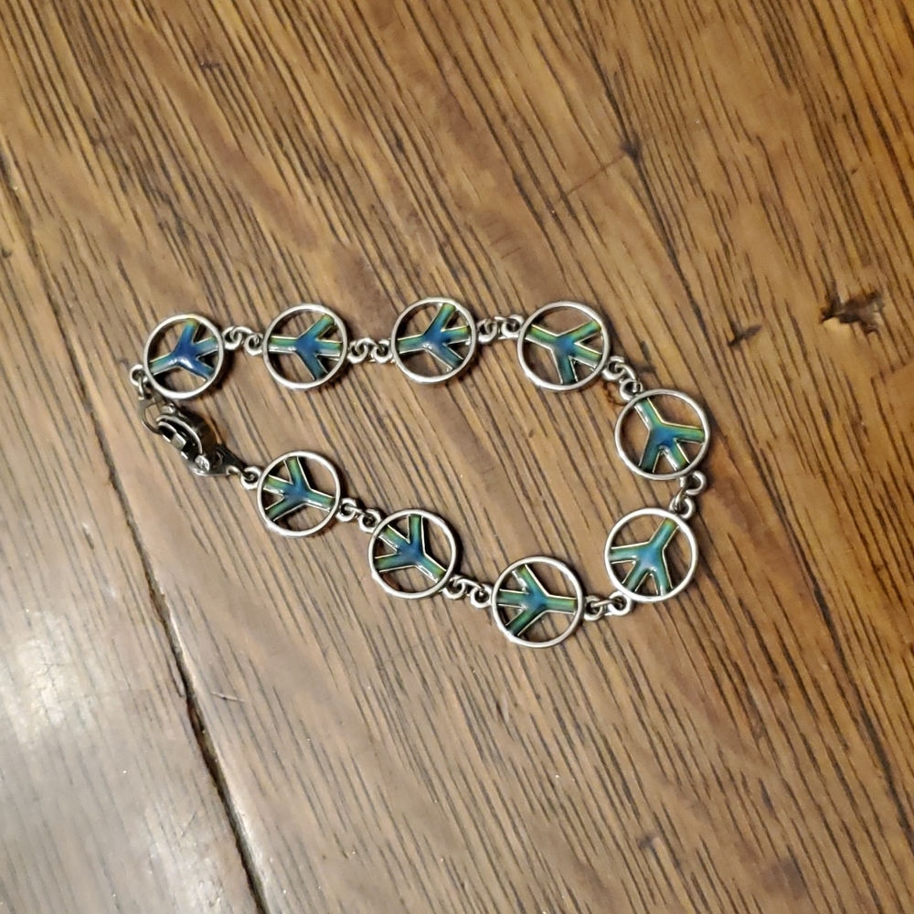 Lotion, 2 Braclets - image 6